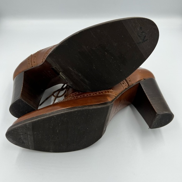 BODEN Brogue Heeled Ankle Boots - Picture 7 of 9